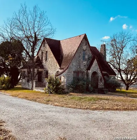 2940 Castroville, San Antonio, TX 78237 - #2
