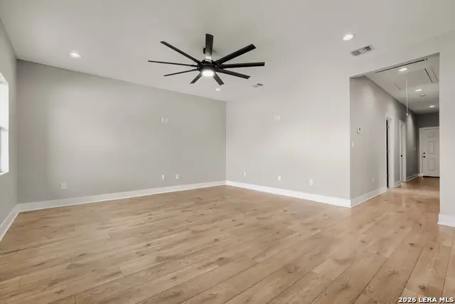 722 Grosvenor, San Antonio, TX 78221 - #3