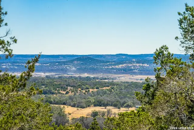 300 N Peterson Farm Rd, Kerrville, TX 78028 - #1