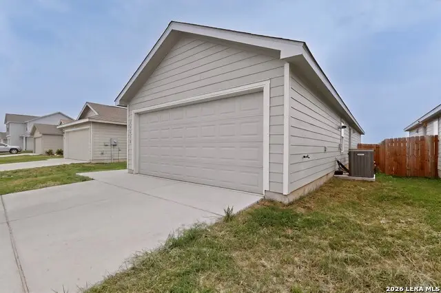 10418 Torroja Way, Converse, TX 78109 - #3