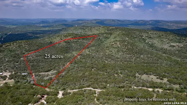 9 Private Road 3350, ConCan, TX 78838