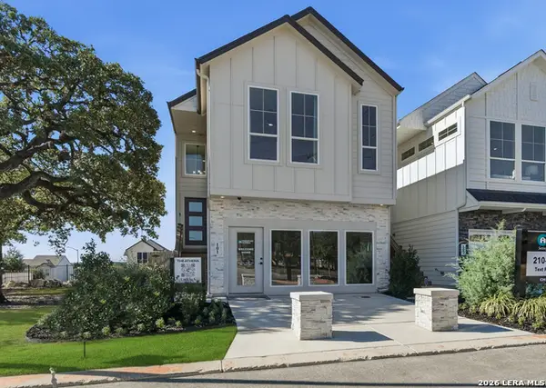 6464 Babcock Rd #905, San Antonio, TX 78249