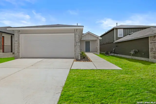 16068 Mahogany Way, Elmendorf, TX 78112 - #1