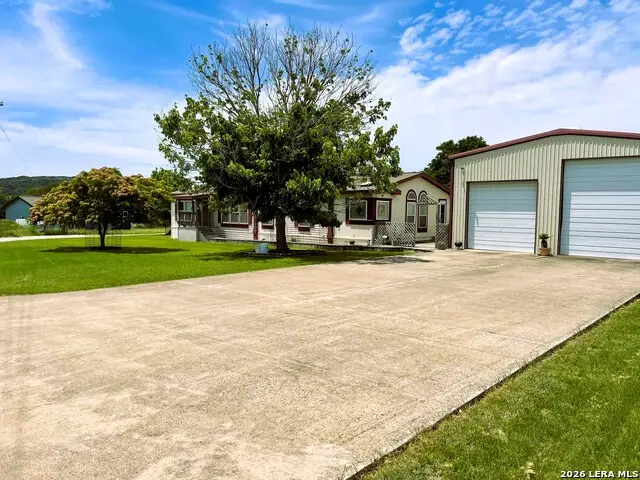 460 Faurie Road, Lakehills, TX 78063 - #1