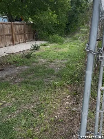 314 S Olive St, San Antonio, TX 78203 - #3