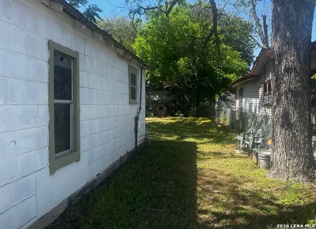 811 Theo Pwy, San Antonio, TX 78210 - #2