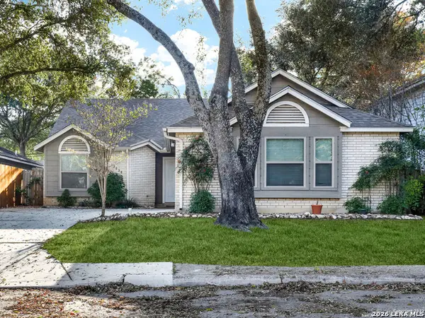 13838 Laurel Hollow Dr, San Antonio, TX 78232