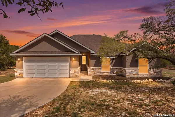 1361 Yaupon, Fischer, TX 78623
