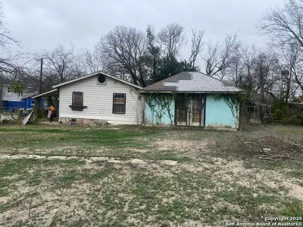 112 Bargas, San Antonio, TX 78210