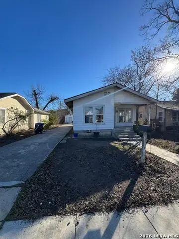 942 W Lynwood, San Antonio, TX 78201 - #2