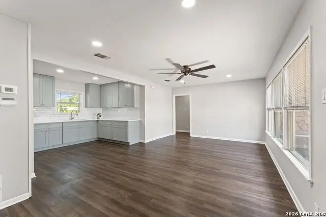 623 Weizmann St, San Antonio, TX 78213 - #1