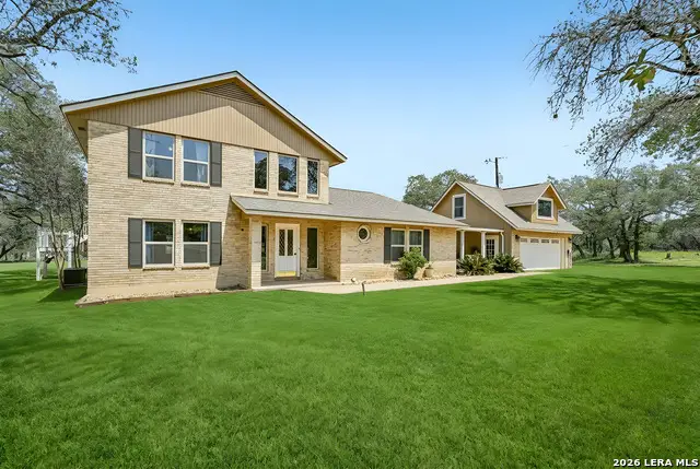 1922 Virginia Ln, Floresville, TX 78114 - #2