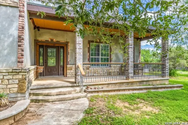 19590 Leal Rd, San Antonio, TX 78221 - #2