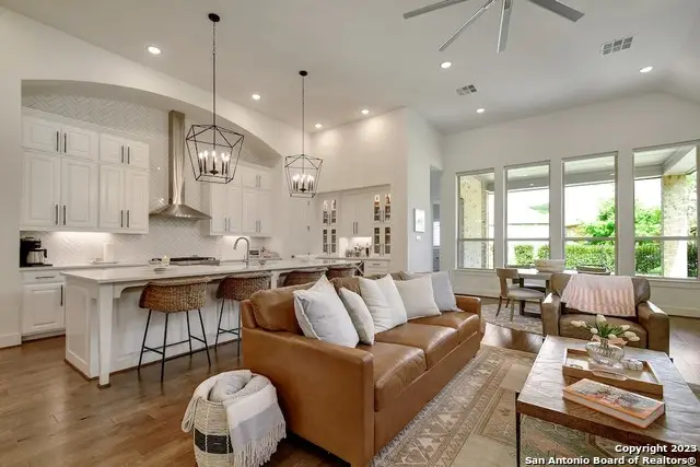 7019 Cantera Manor Blvd, San Antonio, TX 78255 - #1
