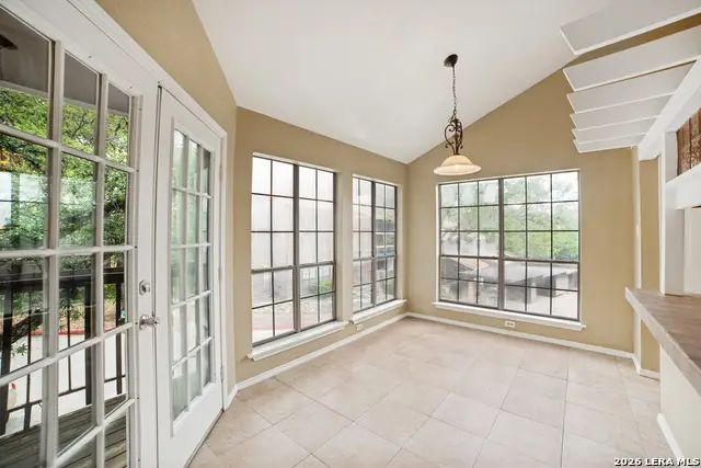 8633 Datapoint Dr #204, San Antonio, TX 78229 - #2