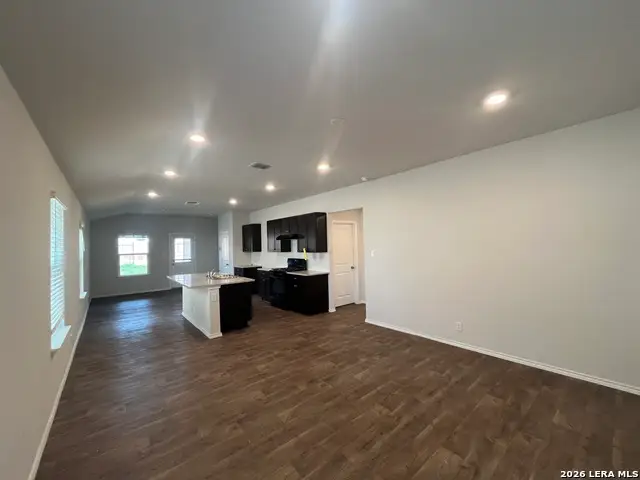324 Middle Green Loop, Floresville, TX 78114 - #3
