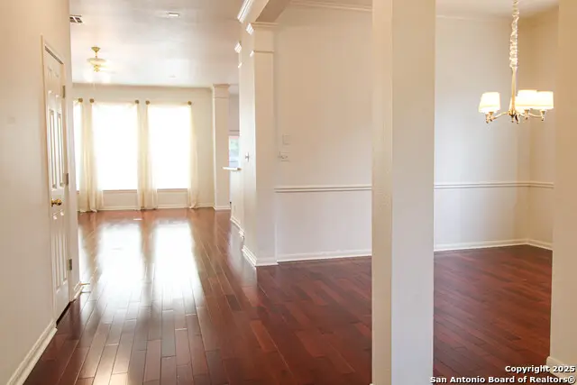 121 Antler Cir, Hollywood Park, TX 78232 - #3