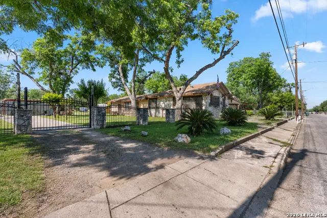 612 Stonewall St, San Antonio, TX 78214 - #2