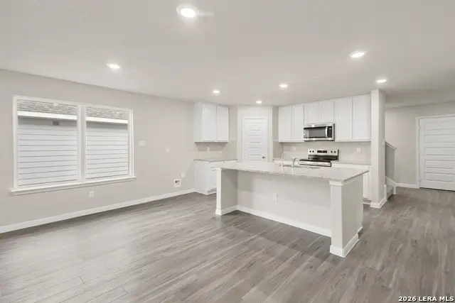 1208 Sweden, Seguin, TX 78155 - #2