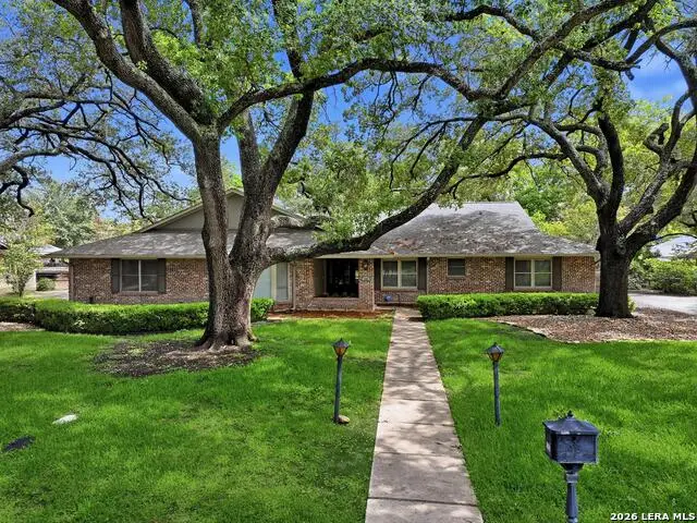 105 Cobblestone, Castle Hills, TX 78213 - #1
