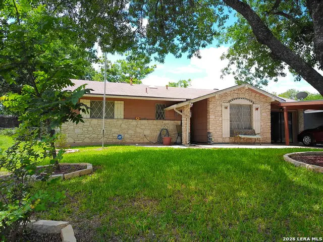 5222 Foxcross Dr, Kirby, TX 78219 - #1