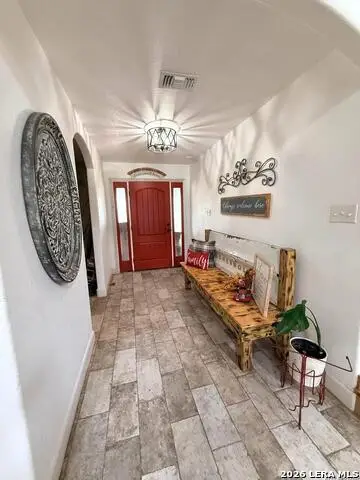 5923 Pioneer Rdg, San Antonio, TX 78245 - #3
