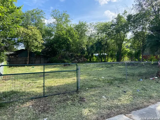 1204 Perez St, San Antonio, TX 78207 - #1