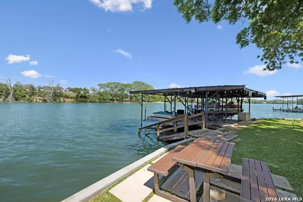 1435 E Zipp Rd, New Braunfels, TX 78130