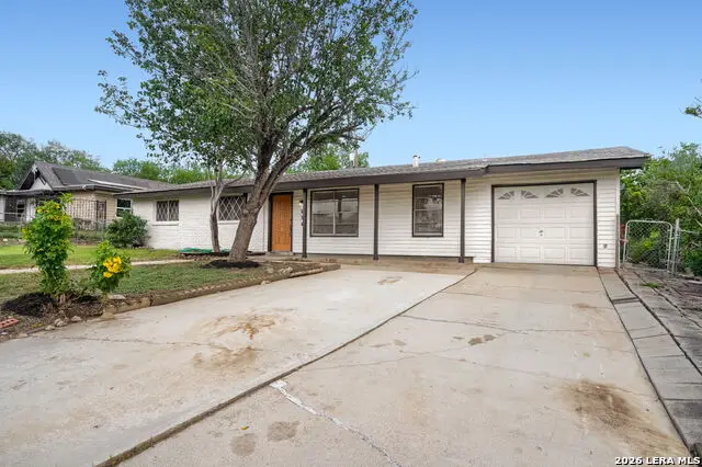 154 Mountain Valley St, San Antonio, TX 78227 - #3