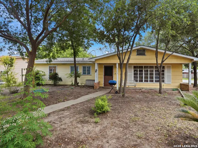 202 Cresham Dr, San Antonio, TX 78218 - #1