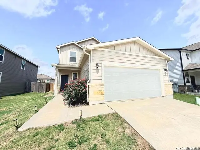 2512 Ayers, Seguin, TX 78155 - #2