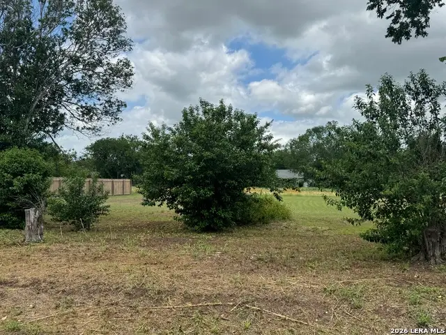 764 Johnson, Seguin, TX 78155 - #2