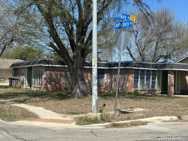 5738 Harefield, San Antonio, TX 78228 - #1
