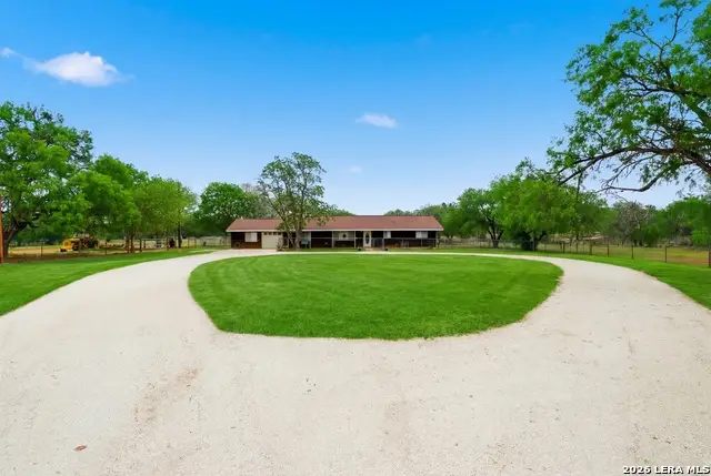 144 Oak Park Rd, Adkins, TX 78101 - #3