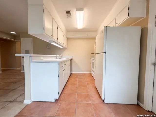4431 First View Dr, San Antonio, TX 78217 - #2