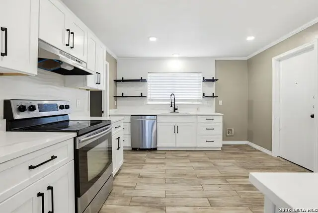 4543 Stradford Pl, San Antonio, TX 78217 - #3