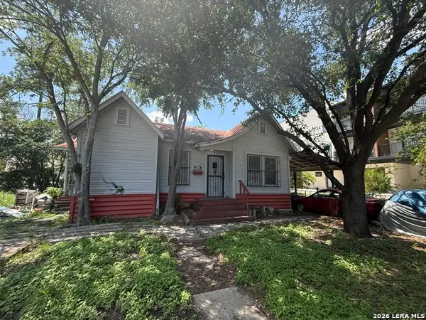 131 E Myrtle, San Antonio, TX 78212
