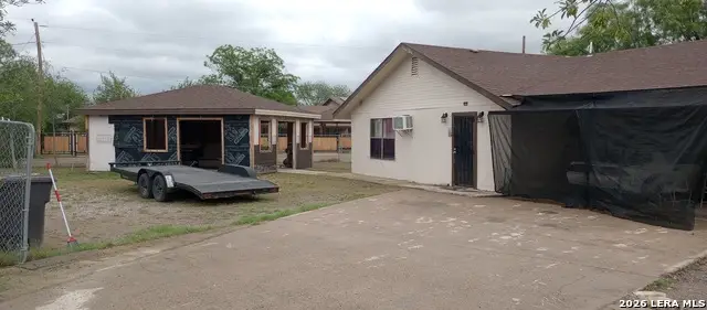 3294 Fresno Loop, Eagle Pass, TX 78852 - #3