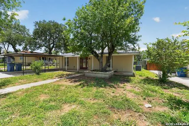 212 Djenadi Dr, Pleasanton, TX 78064 - #3