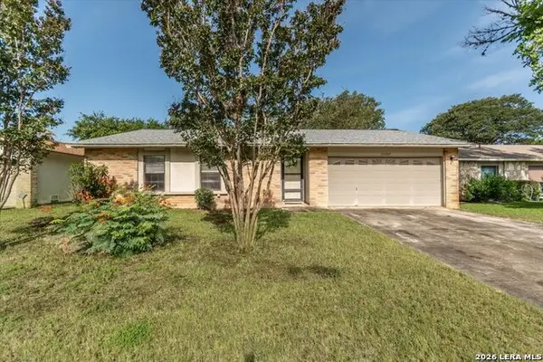 11207 Prairie Springs Dr, San Antonio, TX 78249