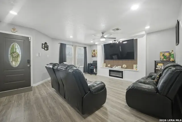 6322 Lake Superior St, San Antonio, TX 78222 - #3