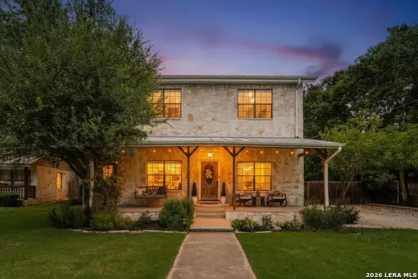 340 James St, Boerne, TX 78006