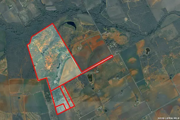 1335 N Gable Rd, St Hedwig, TX 78152