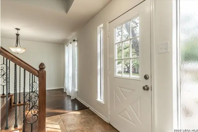 2114 Oak Wild St, San Antonio, TX 78232 - #3