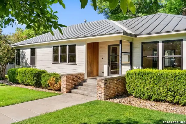 1402 Hutto Rd, Georgetown, TX 78626 - #1