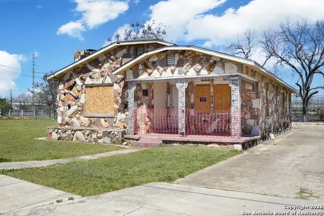 1711 Burleson, San Antonio, TX 78202 - #1