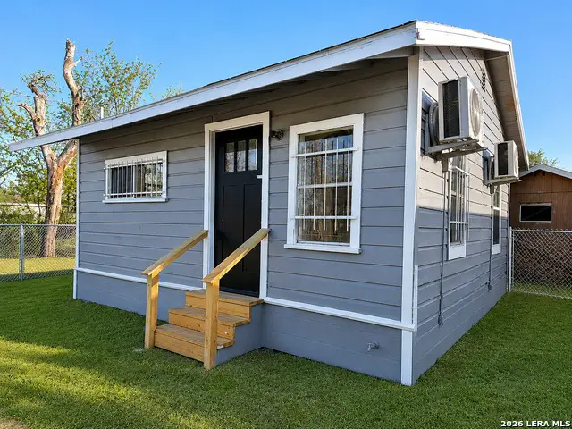 534 Sharmain Pl, San Antonio, TX 78221 - #1