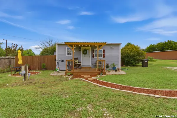148 Dewey, Seguin, TX 78155