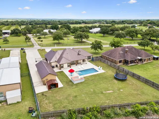 324 Kimbrough Rd, Seguin, TX 78155 - #2