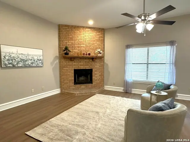 1513 Preston Dr, Seguin, TX 78155 - #2